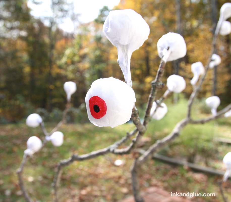 spooky Halloween eyeball tree